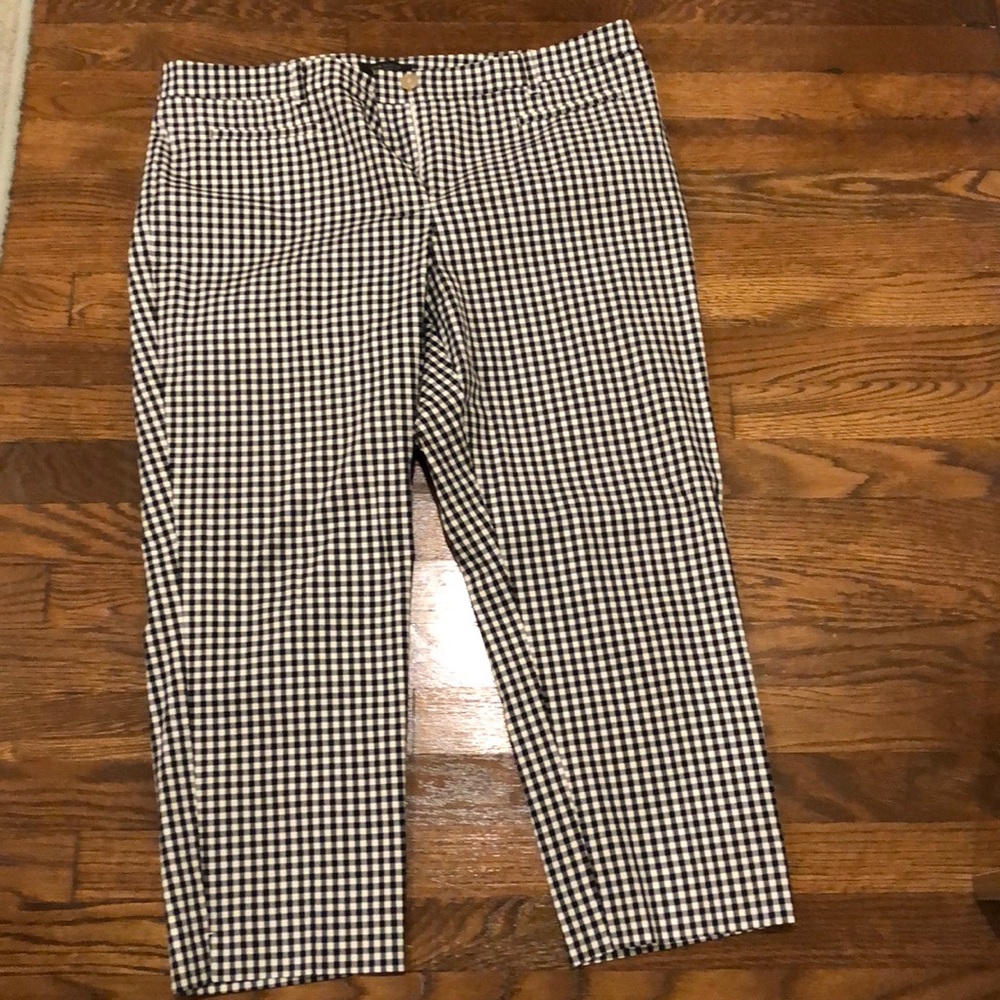 Ann Taylor - Petite Curvy - black and white pants